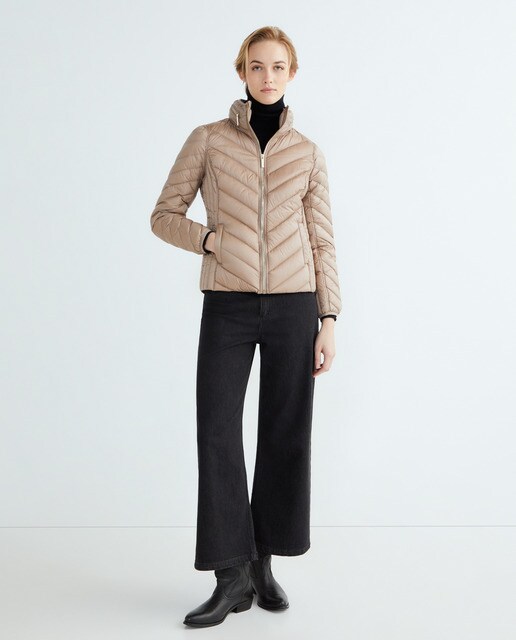 Plumas ligero de mujer corto cerrado con cremallera