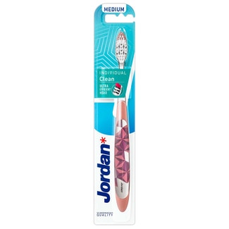 Jordan Escova Individual Clean Medium embalagem 1 unidade