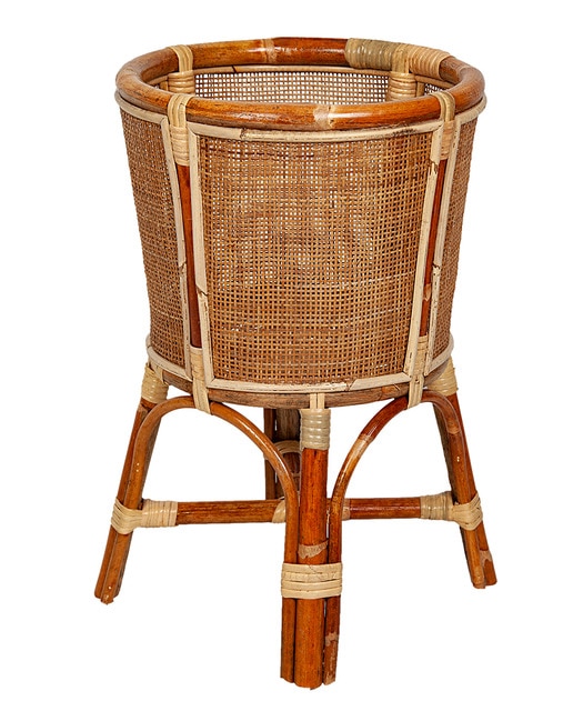 Macetero rattan c/4 patas