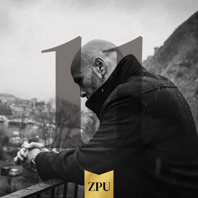 11 (CD).
