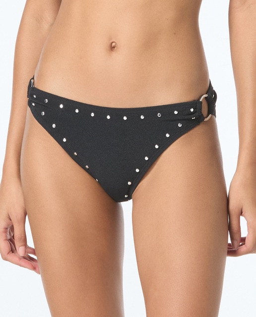 Slip liso con tachas y argollas laterales