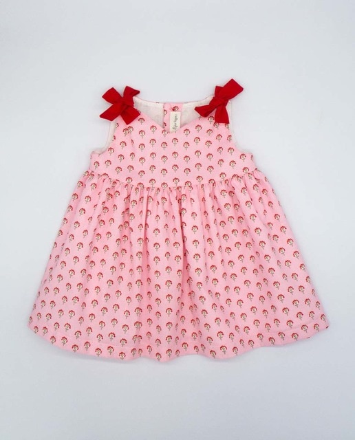 Vestido con lazos