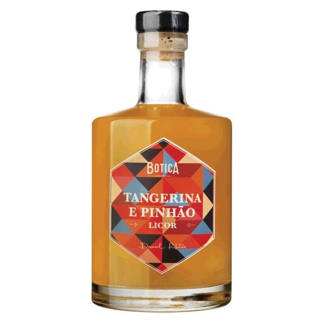 Imagem 0 de Licor de Tangerina e Pinhão garrafa 70 cl