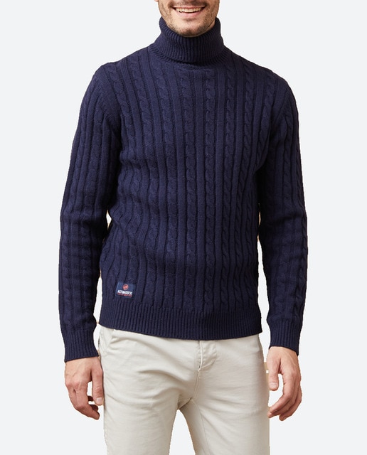 Jersey de hombre liso de cuello alto.