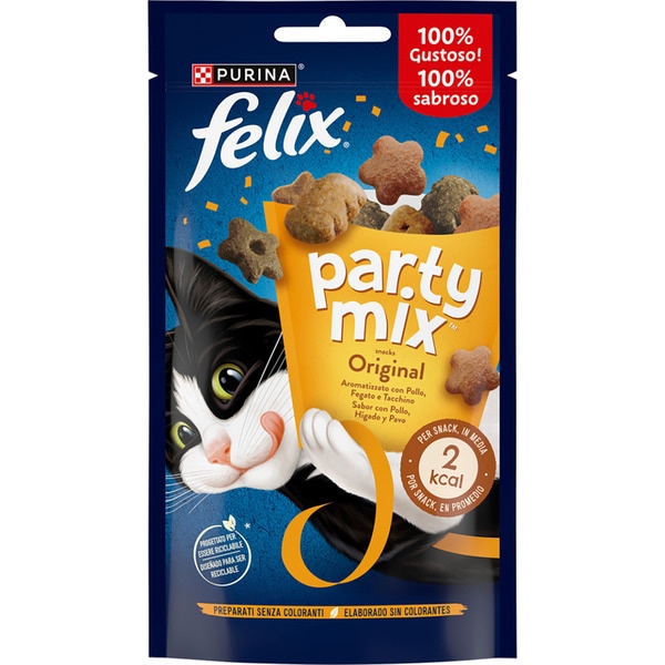 Party Mix cat snacks with chicken, liver and turkey flavour packet 60 g