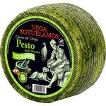 mature sheep's cheese with pesto approximate weight piece 3,5 kg