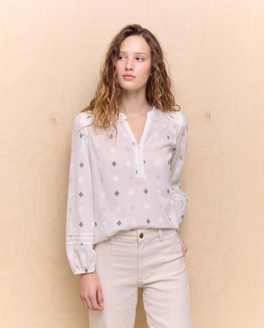 Easy Wear - Camisa de mujer bordada.