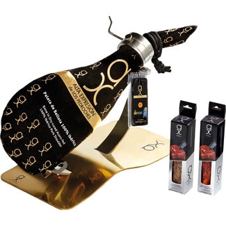 ALTA EXPRESION Etui mit Vorderschinken aus Eichelmast vom 100% iberischen Schwein Stück 4 kg + 2 luftgetrocknete Ibérico-Nackenstück mit und ohne Paprika g.U. Los Pedroches