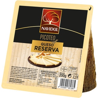 NAVIDUL sliced Reserva blended aged cheese slices made with raw milk wedge 200 g