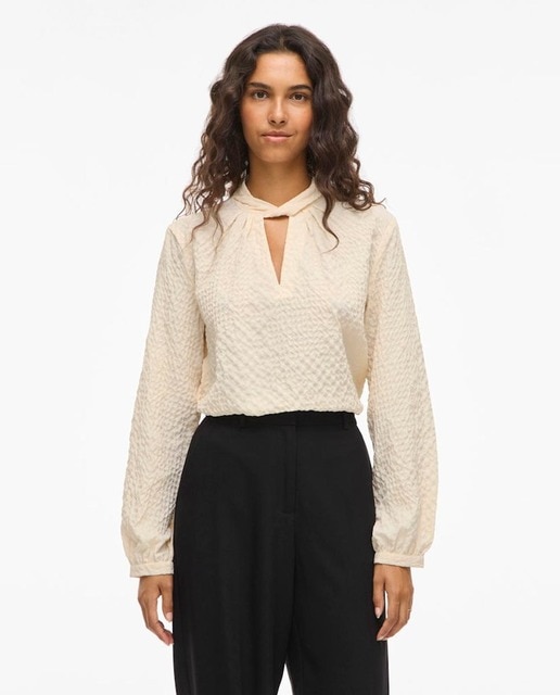 Vila - Camisa de mujer con escote en forma de V.
