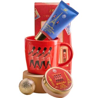 BECASAN NATURE Scents & Spa Schuber Duft English Rose mit Körperlotion 50 ml + Körperpeeling 70 ml + Keramiktasse als Geschenk