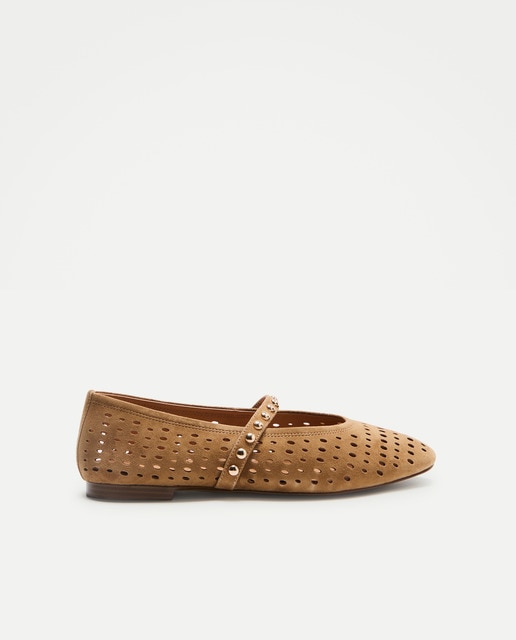 Latouche - Zapatos planos de mujer con adorno troquelado.