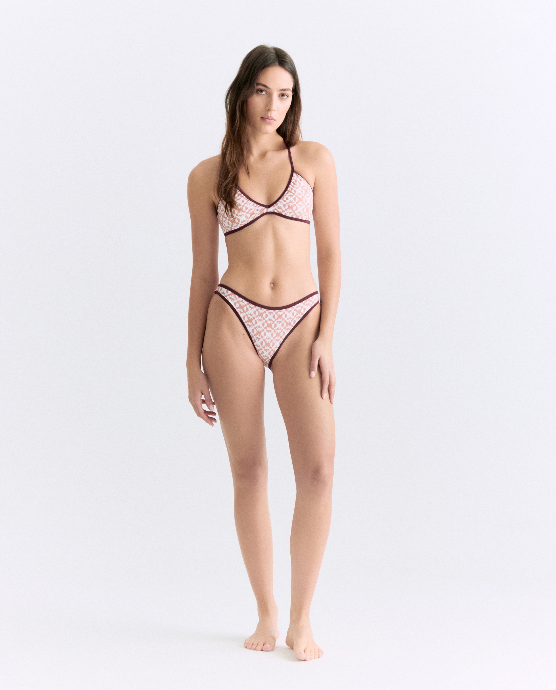 Imagen 0 de Bikini mujer escote pico tirantes contraste