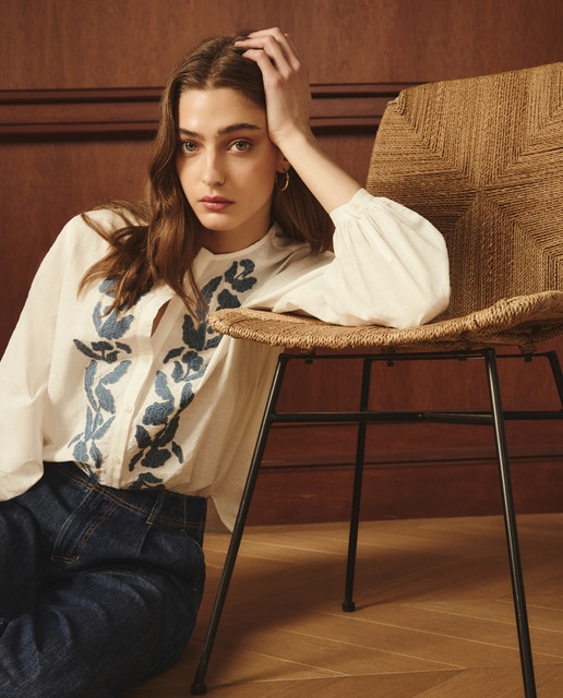 Lloyd's - Blusa de mujer con manga larga y bordado de hojas.