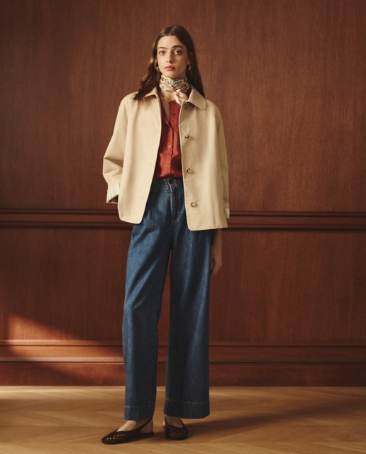 Lloyd's - Gabardina corta de mujer.
