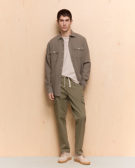 Easy Wear - Pantalón de algodón multibolsillos de hombre slim stretch.