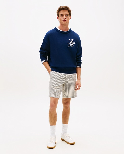 Tommy Hilfiger - Bermuda de caballero tipo seersucker estampada.