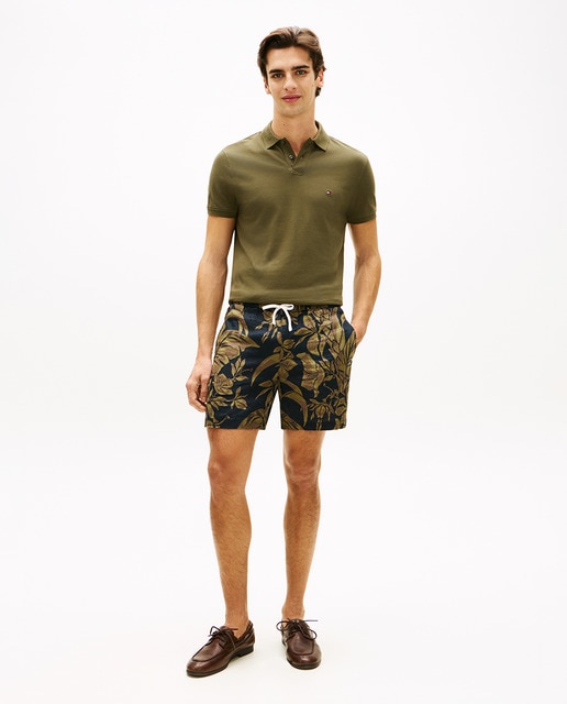 Tommy Hilfiger - Bermuda de caballero de lino estampada.
