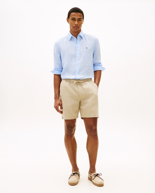Tommy Hilfiger - Bermuda de caballero lisa de lino.