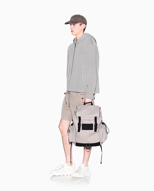 Armani Exchange - Sudadera de hombre con capucha y estampada.