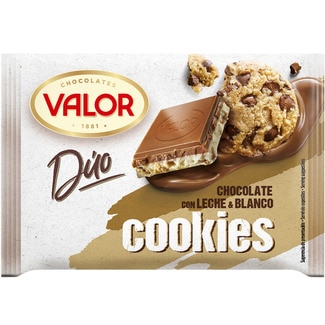 VALOR Duo Milchschokolade und weiße Schokolade mit Cookiesstückchen Tafel 130 g