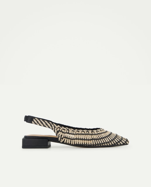 Latouche - Zapatos planos de mujer con detalle trenzado.