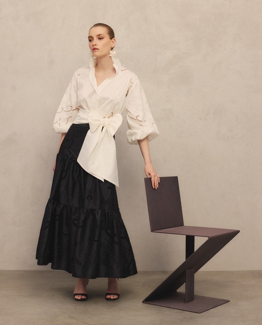 Woman Fiesta El Corte Inglés - Falda midi con tafeta bordada.