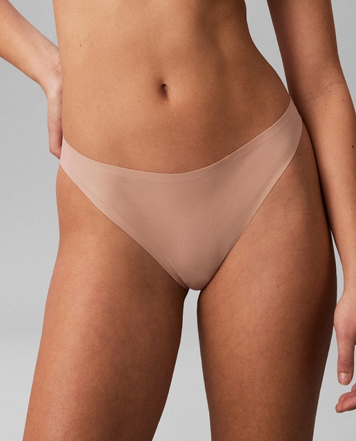 Calvin Klein - Tanga PERFECTLY FIT ULTRALIGHT.