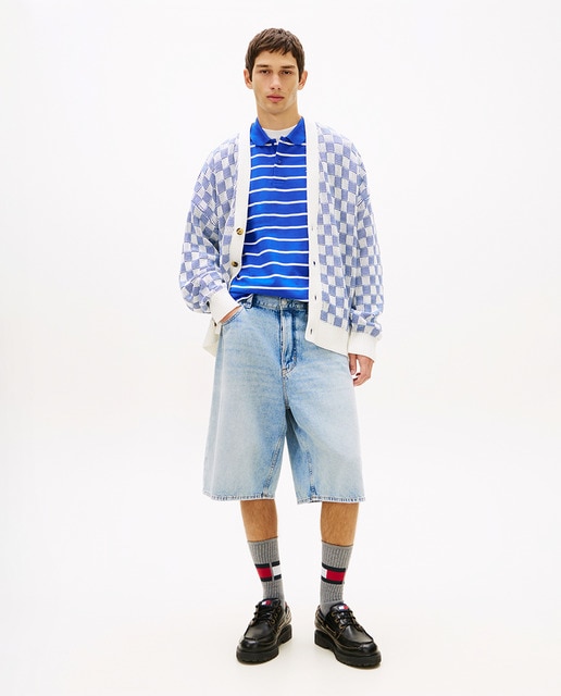 Tommy Jeans - Bermuda de hombre THEO baggy fit en lavado claro.