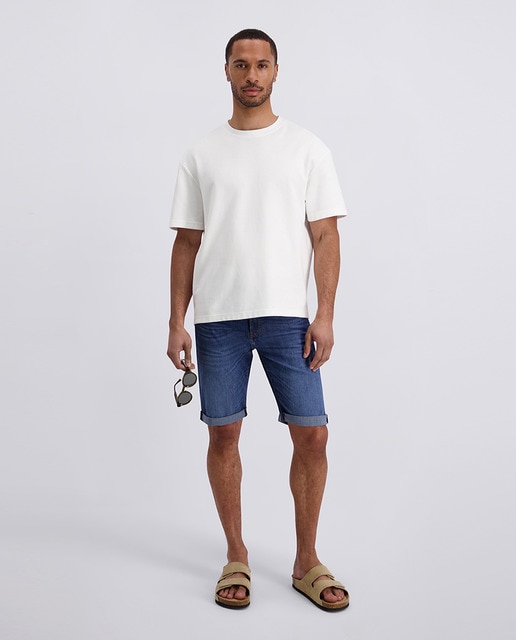 Pierre Cardin - Bermuda denim de hombre tapered fit Airtouch azul clara.