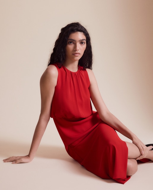 Easy Wear - Vestido midi frunces cintura.