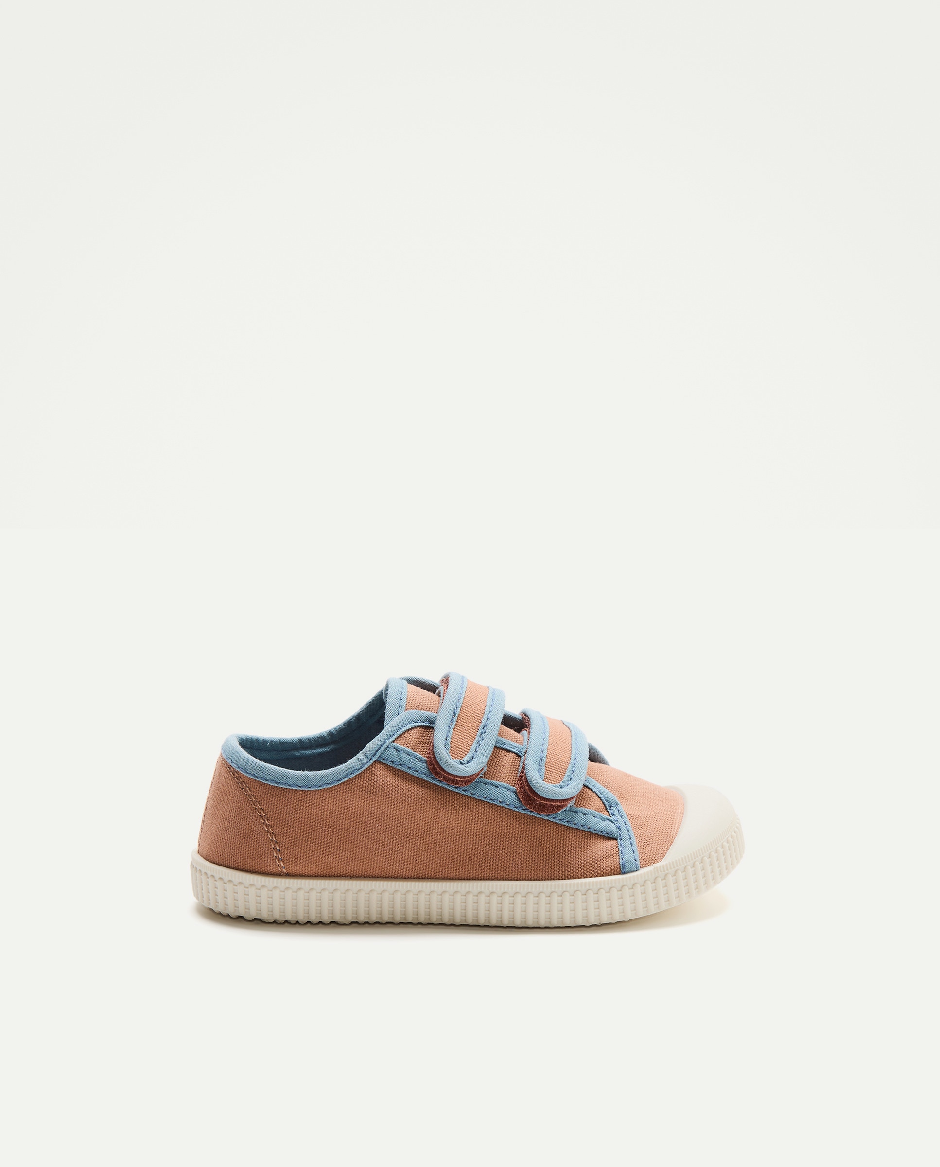 Imagen 0 de Lona bebés con contrastes, velcro y suela flexible