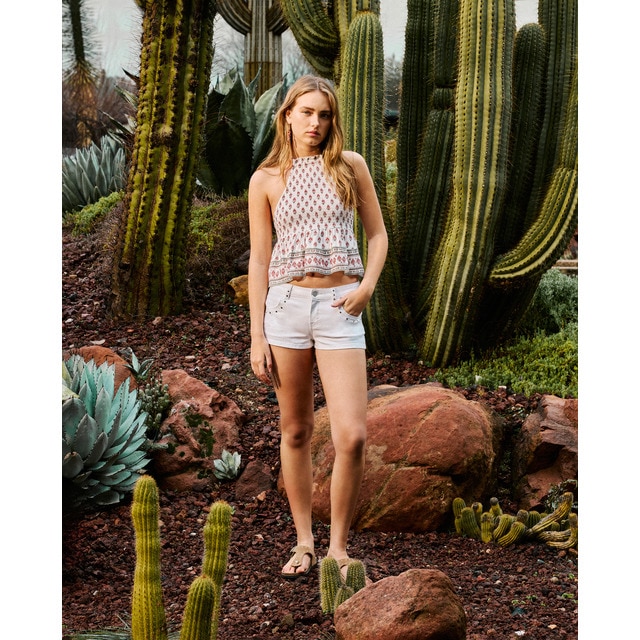 Green Coast - Short crop liso de mujer.