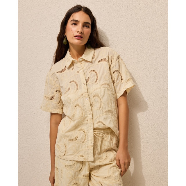 Énfasis - Camisola de mujer con cuello polo.