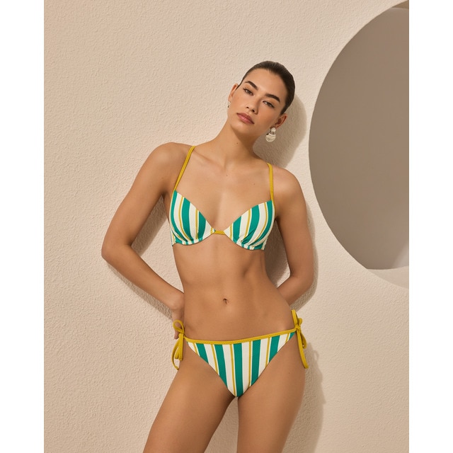 Énfasis - Braga de bikini estampado de rayas con lazo fino.